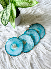 Load image into Gallery viewer, Geode inspired coasters