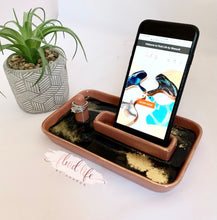 Load image into Gallery viewer, Phone and ring holder