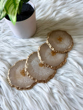 Load image into Gallery viewer, Geode resin Coasters
